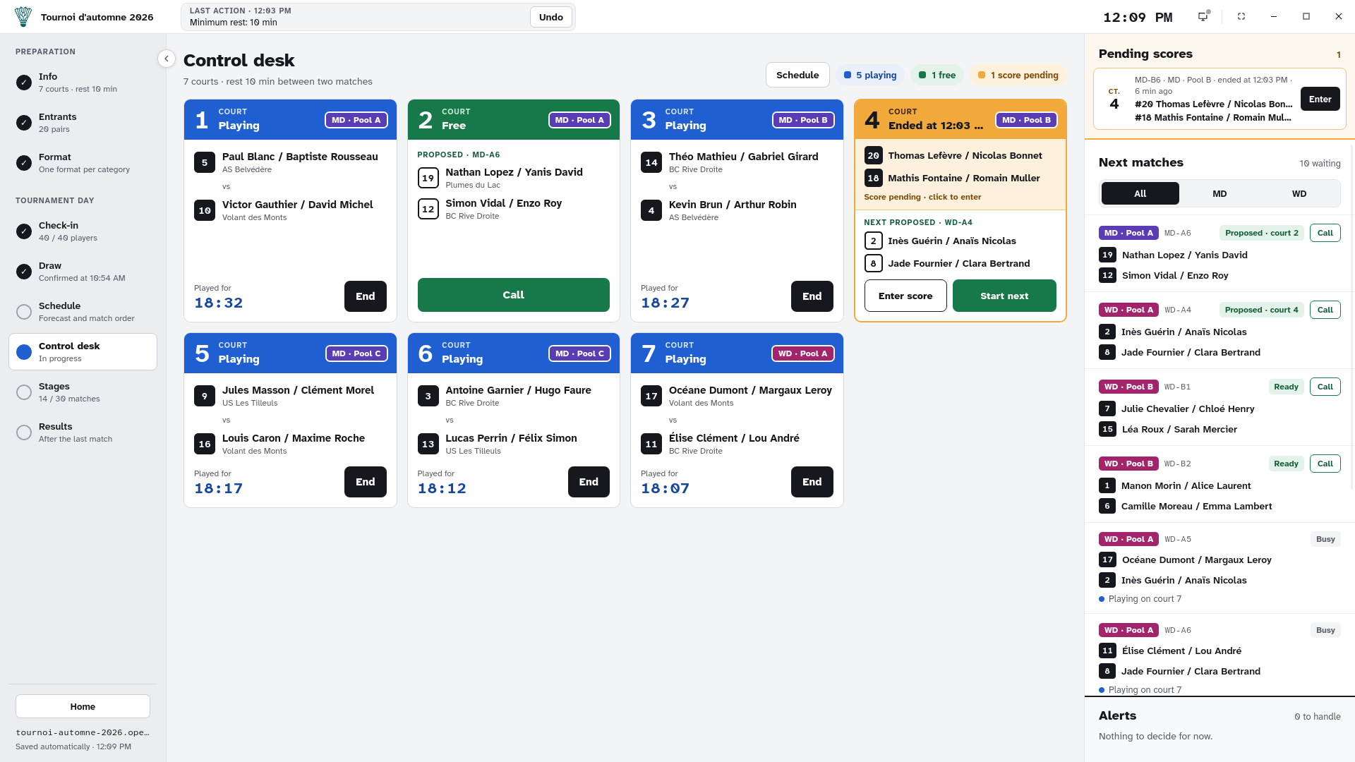The OpenShuttle control desk: seven courts, matches in progress, pending scores and next matches